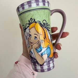 Disneyland Paris Alice in Wonderland Mug Cheshire Cat Tea Time